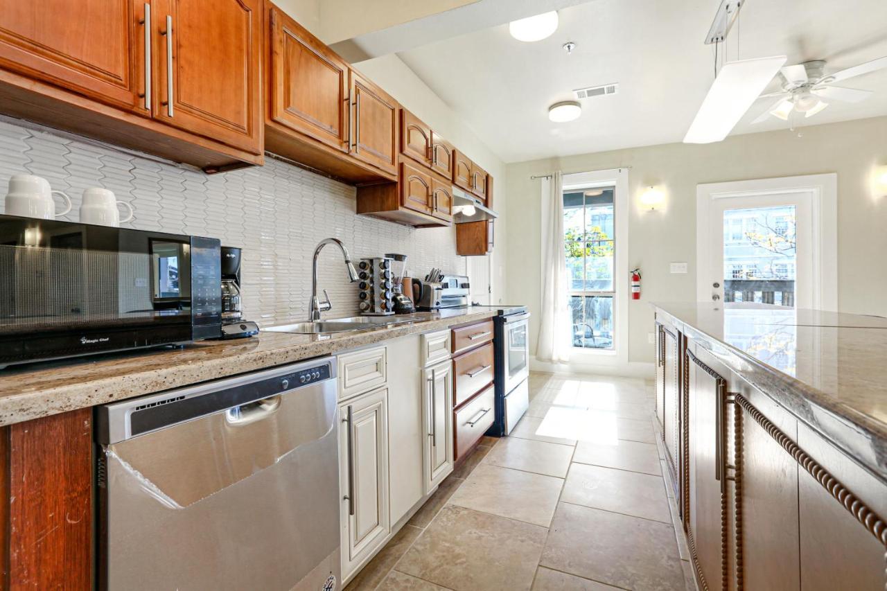 Fully-Furnished 4Br Condo Near Fq Νέα Ορλεάνη Εξωτερικό φωτογραφία